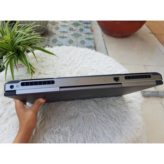 DELL PRECISION 7510 i7 6820hq Ram 16GB NVME 256gb VGA M1000m Full HD IPS DELL PRECISION 7510 i7 6820hq Ram 16GB NVME 256gb VGA M1000m Full HD IPS